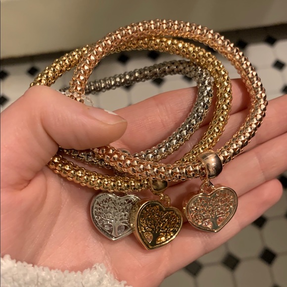 3 bracelets - Picture 2 of 3